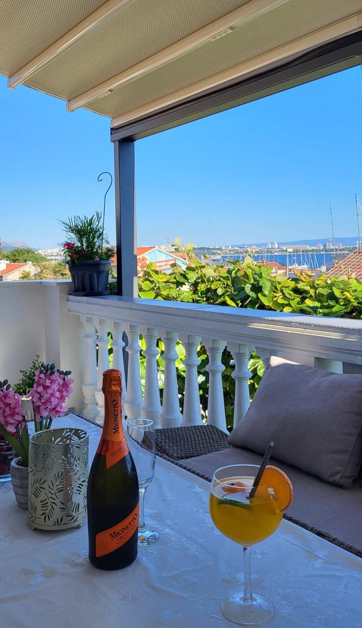 Apartment D & N Kaštela Exteriör bild